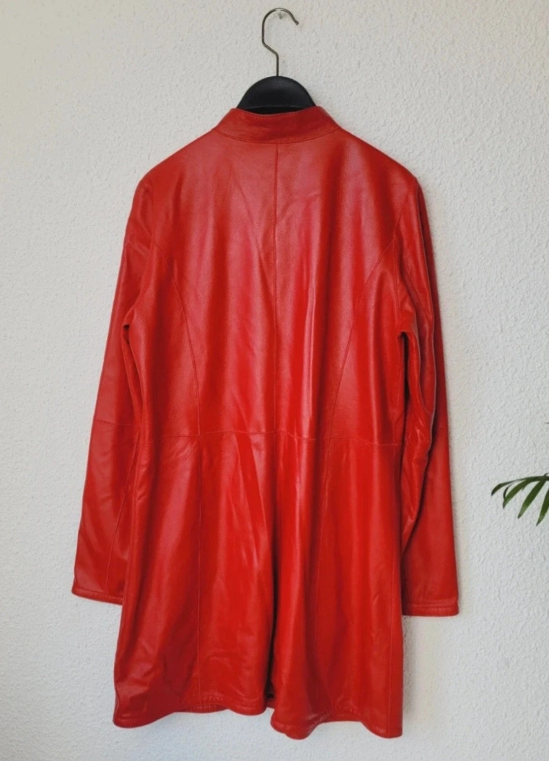 Veste Manteau en Cuir de Chèvre Rouge Réversible Léopard – AKHESA France | Taille L