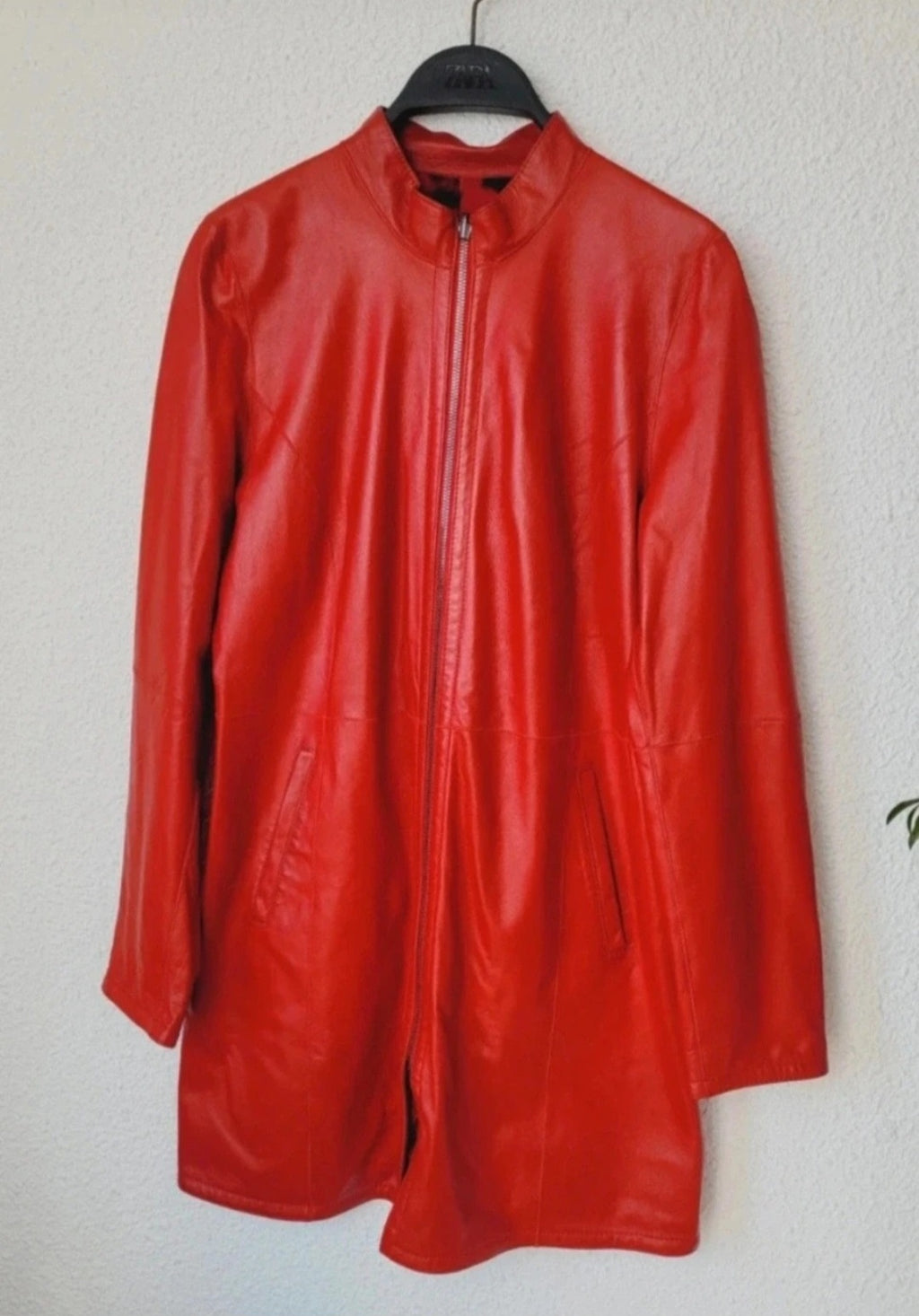 Veste Manteau en Cuir de Chèvre Rouge Réversible Léopard – AKHESA France | Taille L