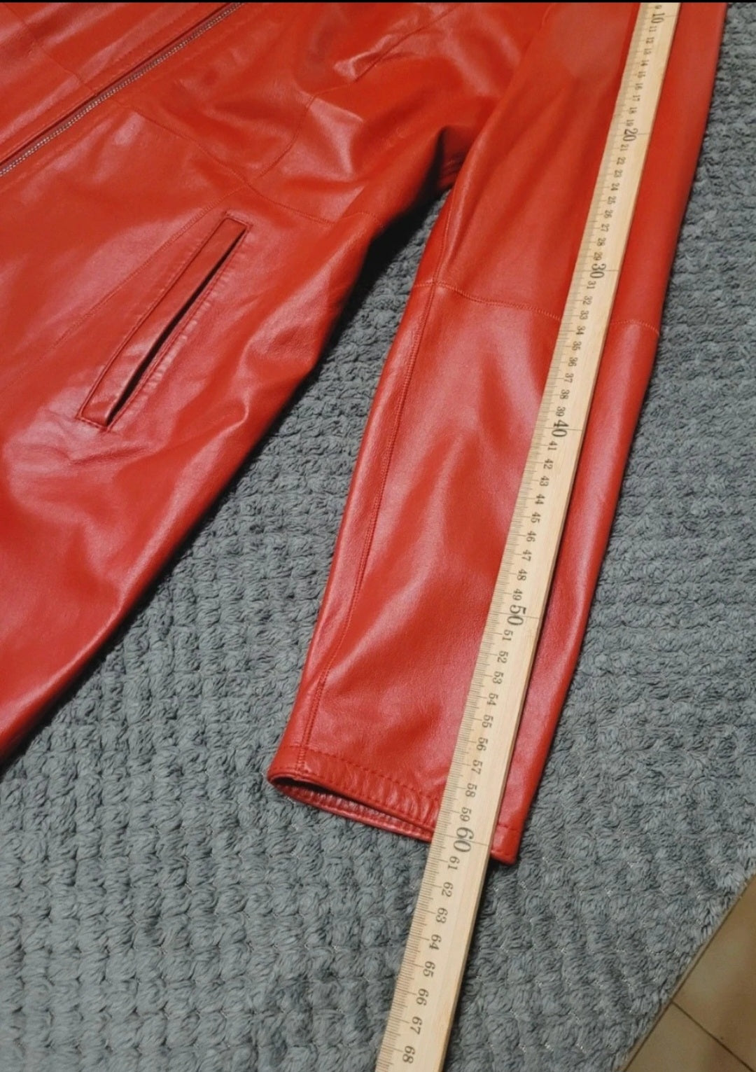Veste Manteau en Cuir de Chèvre Rouge Réversible Léopard – AKHESA France | Taille L
