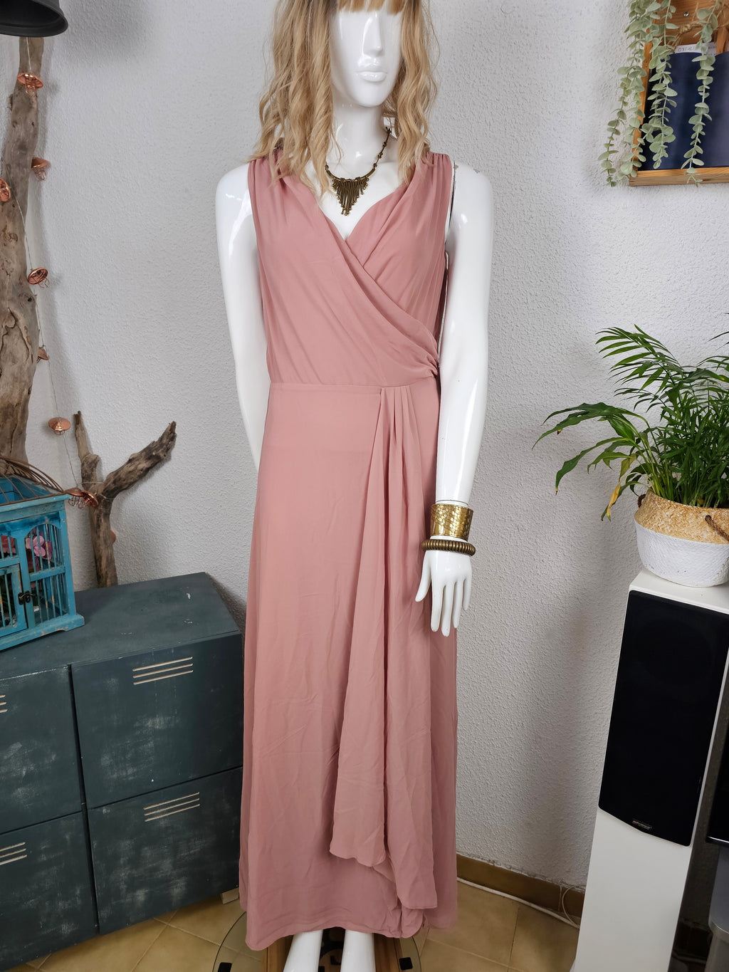 Robe longue rose drapée neuve avec étiquette - marque TFNC -taille 42 FR (14 UK)