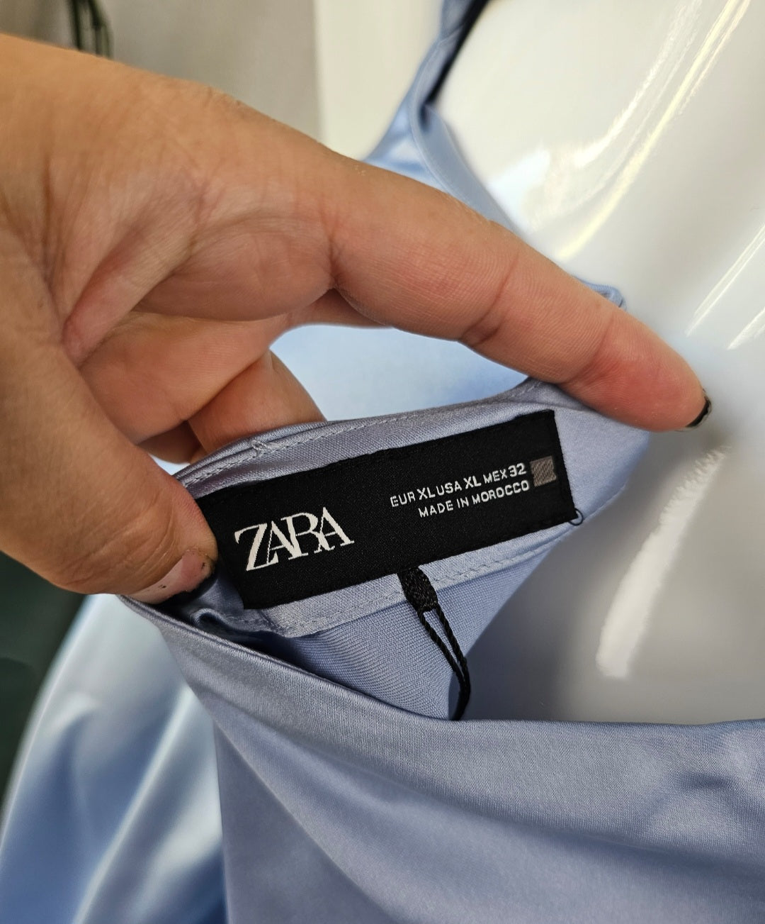 Robe longue bleu horizon satiné dos nu croisé - Marque Zara - Taille 42 FR